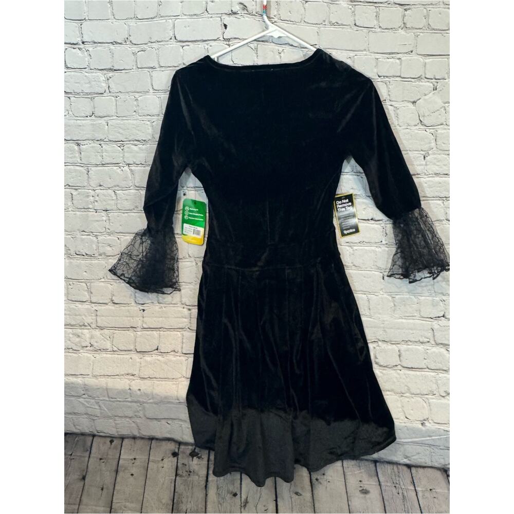 Tipsy Elves Women’s Velvet Halloween Witch Costume - Picture 2 of 5